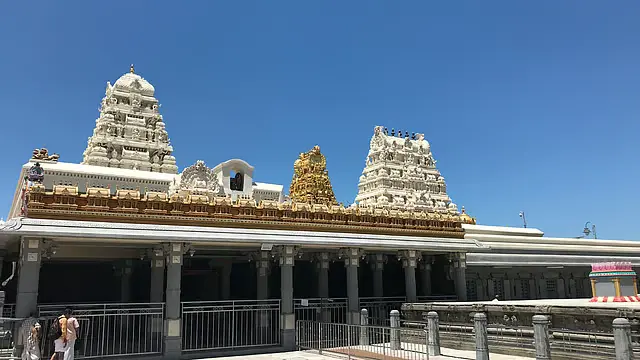 Eyes that bestow fulfillment